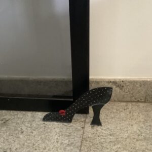 Segura Porta  Sapato