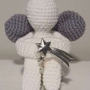ANJO SENTADO BRANCO AMIGURUMI